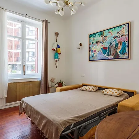 Studio Renove En Centre-ville A 5 Min De La Plage, Proche Commerces Et Gare - Fr-1-4-690 * Saint-Jean-de-Luz